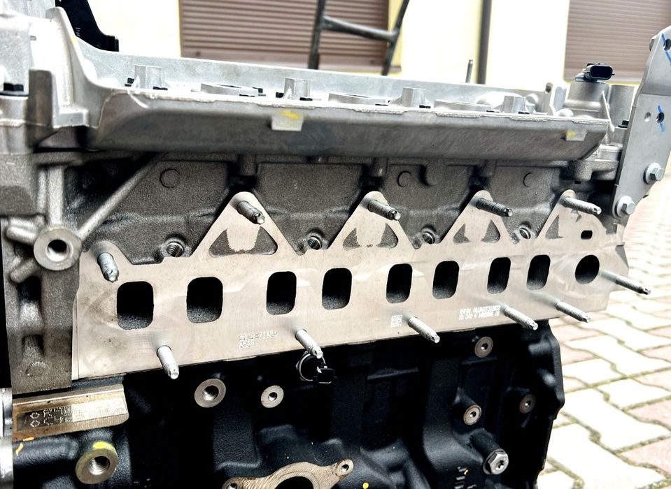 Двигун двигатель Opel Vivaro 1.6 CDTi R9M перевірений компресія ідеал