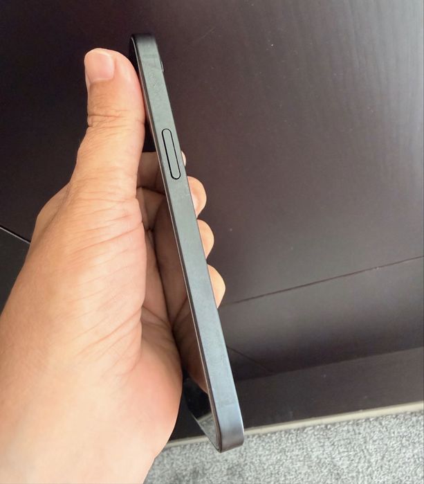 Iphone 16E como novo