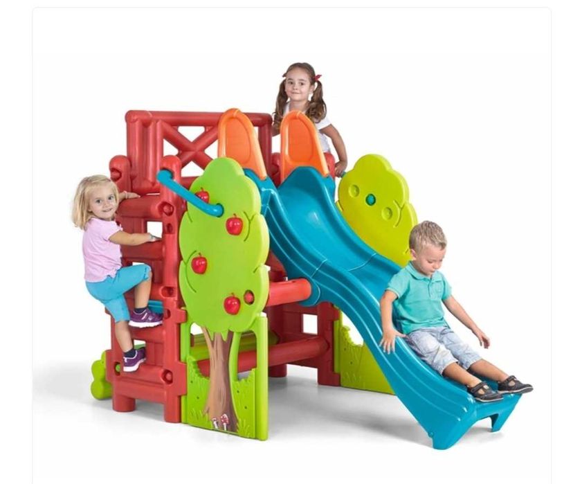 Feber - Casa do Bosque - escorrega