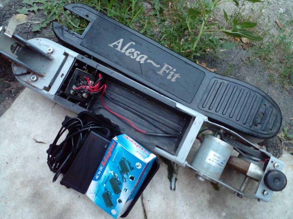продам Германский складной электросамокат"AlesaFit" "АлесаФит" на ходу