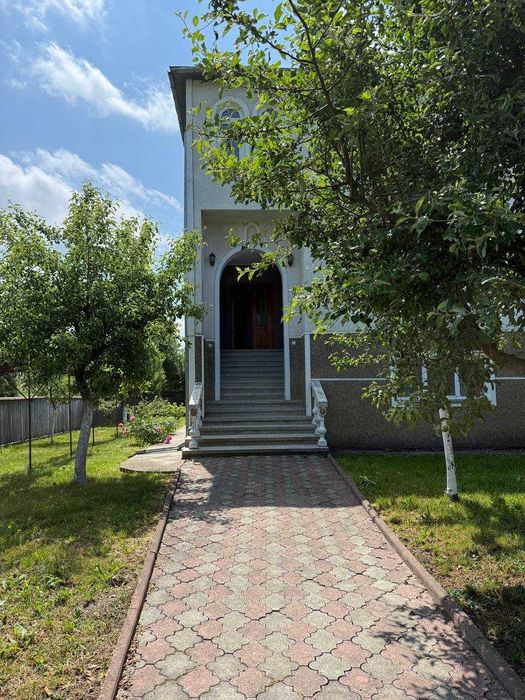 Будинок в Стриганцях, ремонт, меблі, техніка