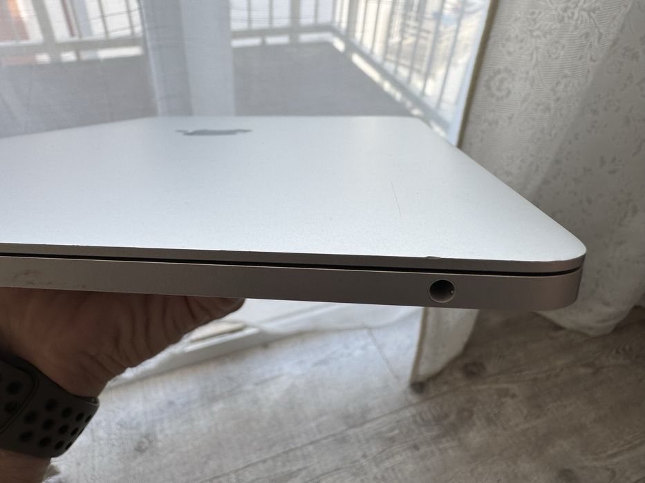 MacBook Pro 13” A1708 - 16GB/i5/512GB/Ventura
