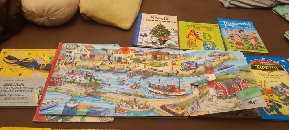 Książeczki kolorowe śliczne nowe