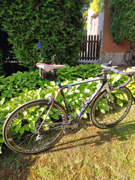 Rower szosowy Focus Izalco 54