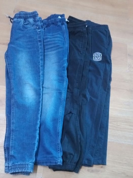 Spodnie chłopięce 140-146