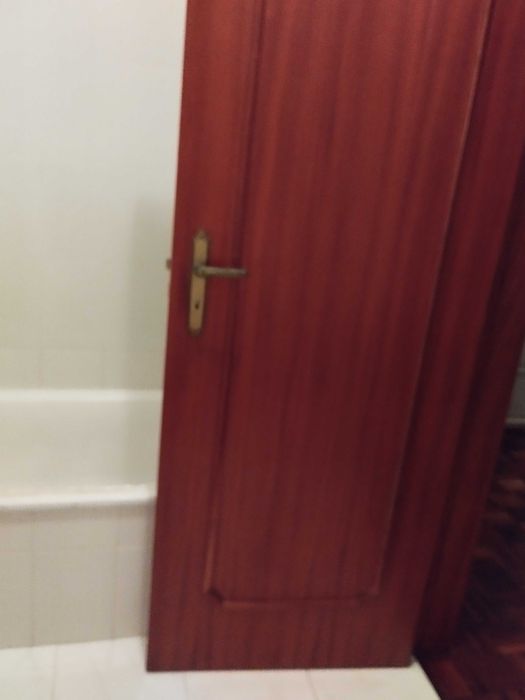 Porta madeira maciça castanho
