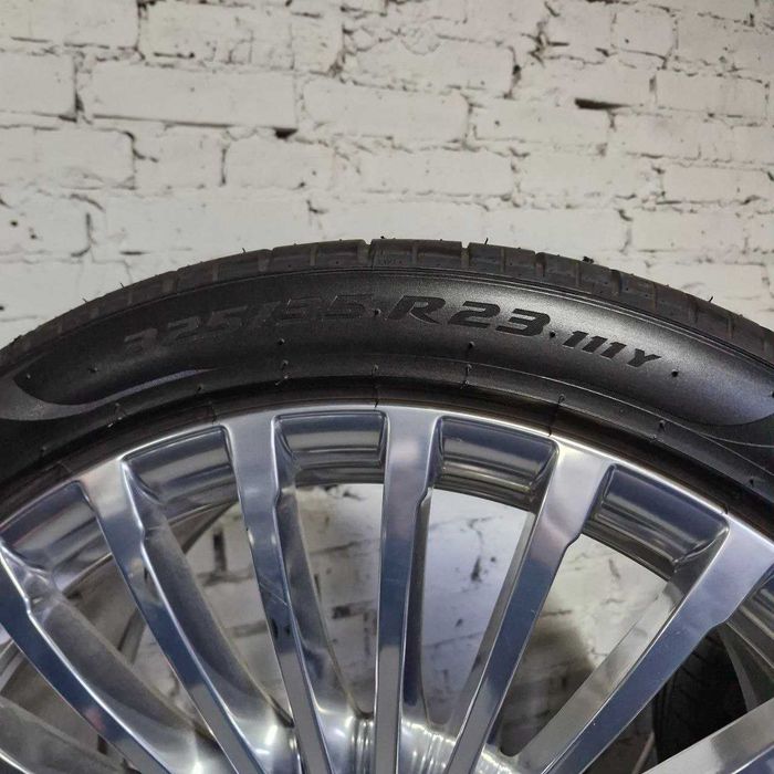 Демо літні шини Pirelli PZero 285/40 R23 107Y 325/35 R23 111Y
