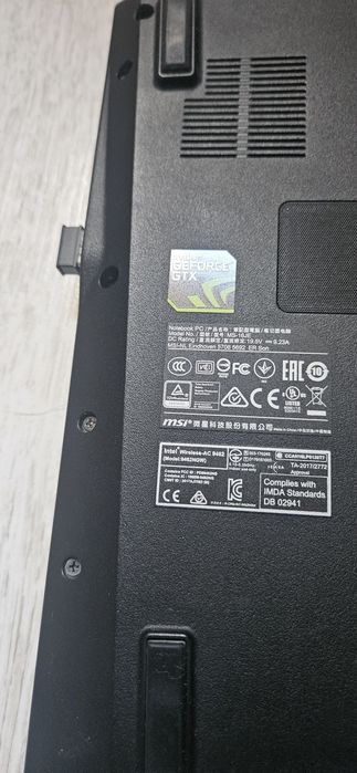 Laptopa  MSI 16 GB ram