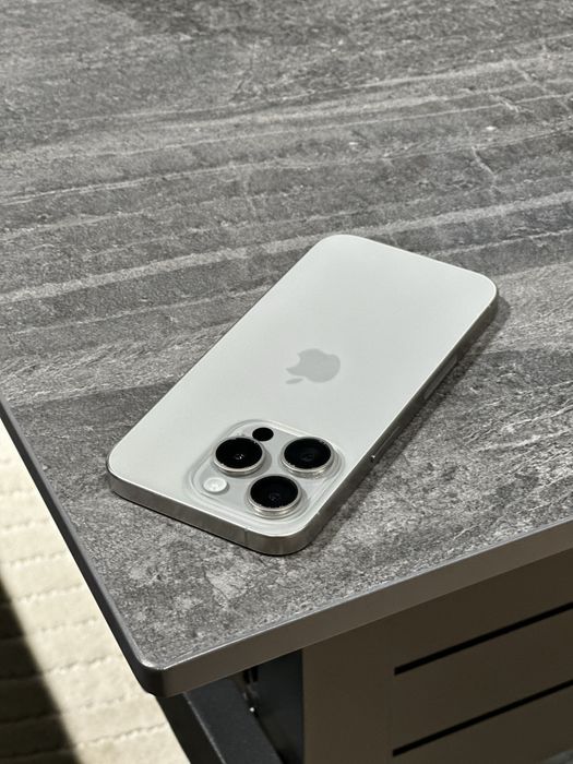  iPhone 15 Pro 256Gb фізична сім neverlock  з коробкою