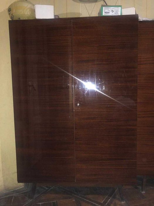 шафа стінка книжкова сервант гардеробна