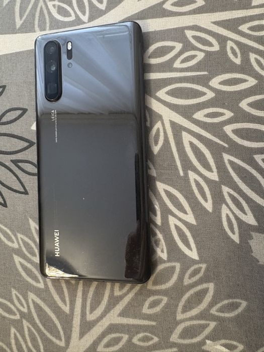 Продам huawei p30 pro