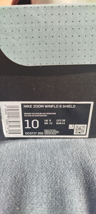 Кросівки Nike Zoom Winflo 8 Shield