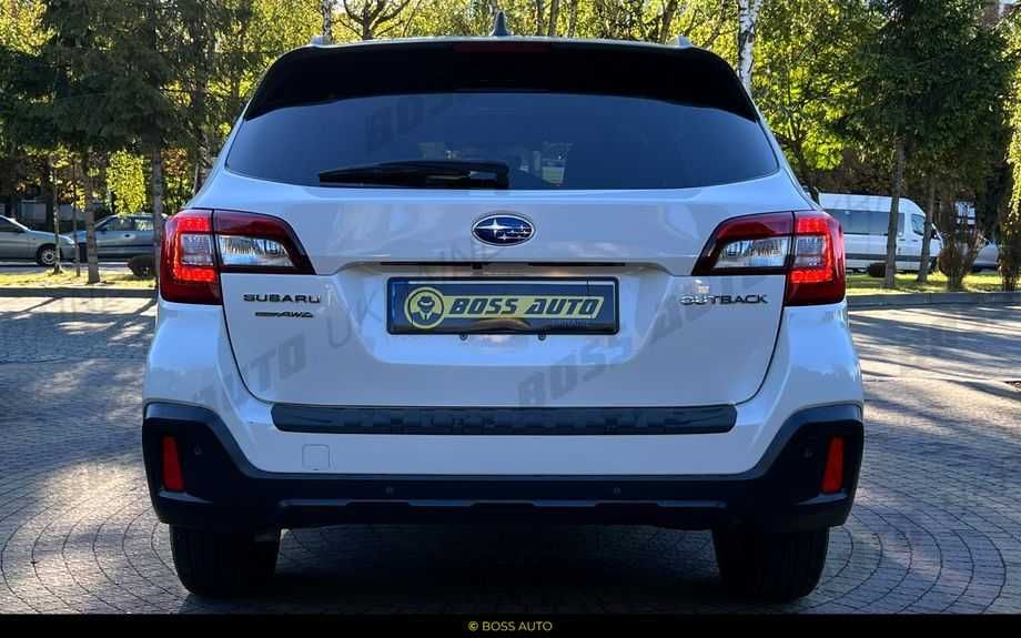 Subaru Outback 2018 2.5L в комплектації Touring (максимальна)