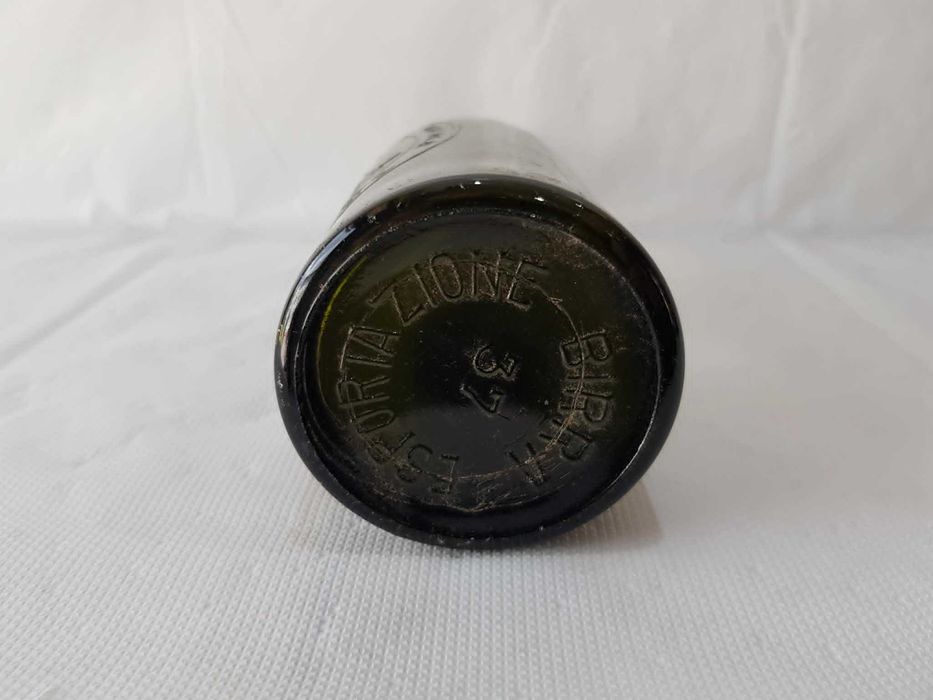 Kolekcjonerska butelka po piwie Fabbrica Birra Dreher Trieste