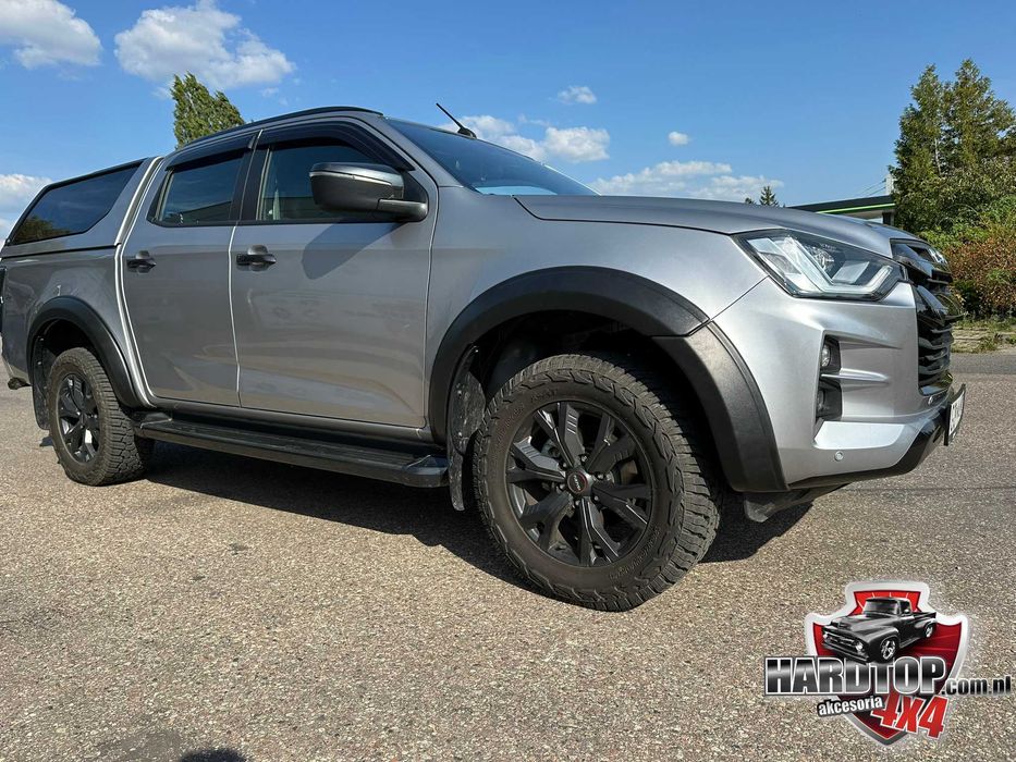 Poszerzenia Nadkoli Isuzu D-Max Błotników Fender