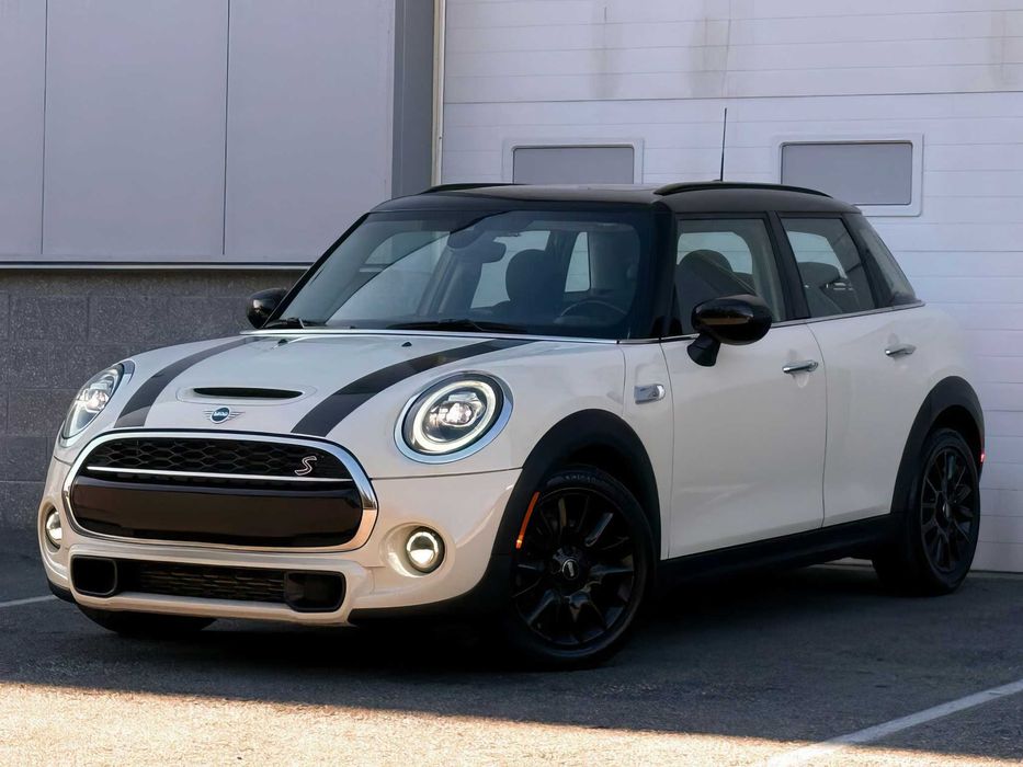 MINI Cooper      2021