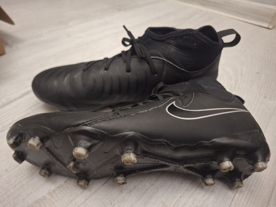 Buty korki dziecięce Nike Phantom Luna II Academy FG/MG Junior
