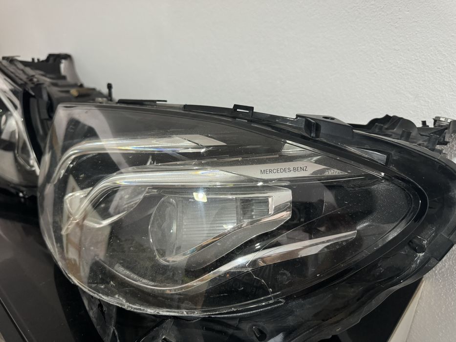 Farois de mercedes E220
