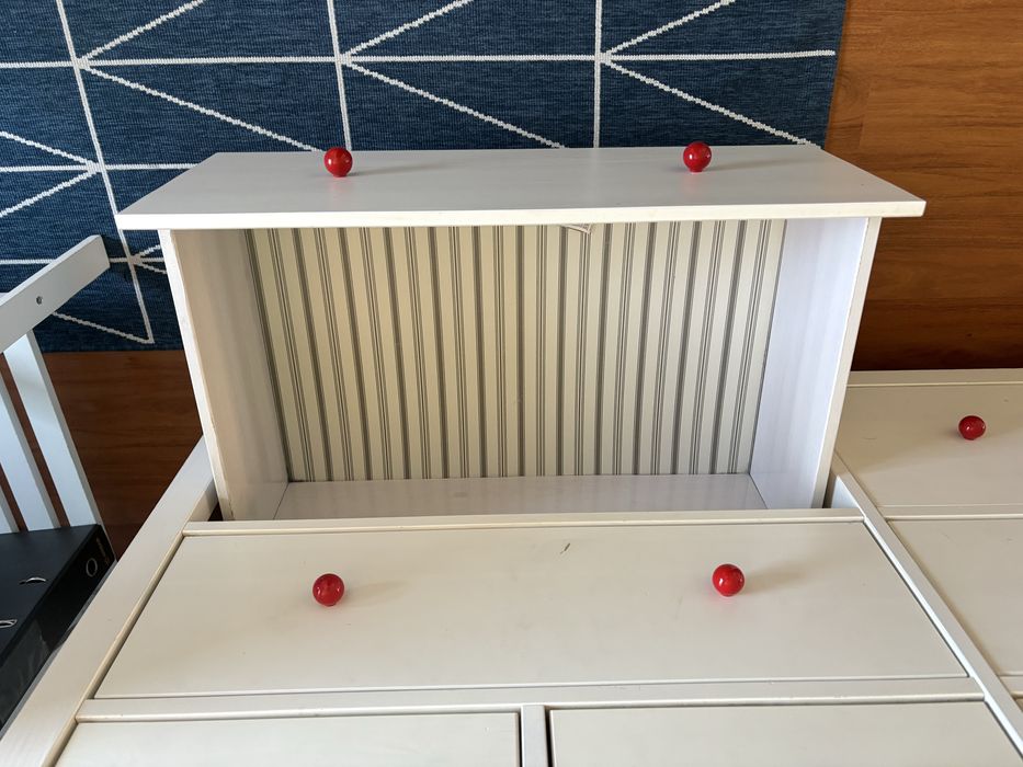 Cómoda IKEA Hemnes usada