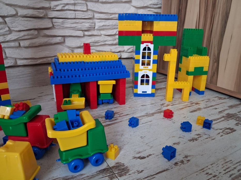 Klocki konstrukcyjne 570 elementów