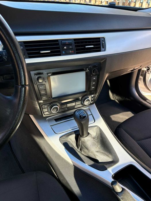 BMW 318d - 07/2009 - 280.000km - Nacional