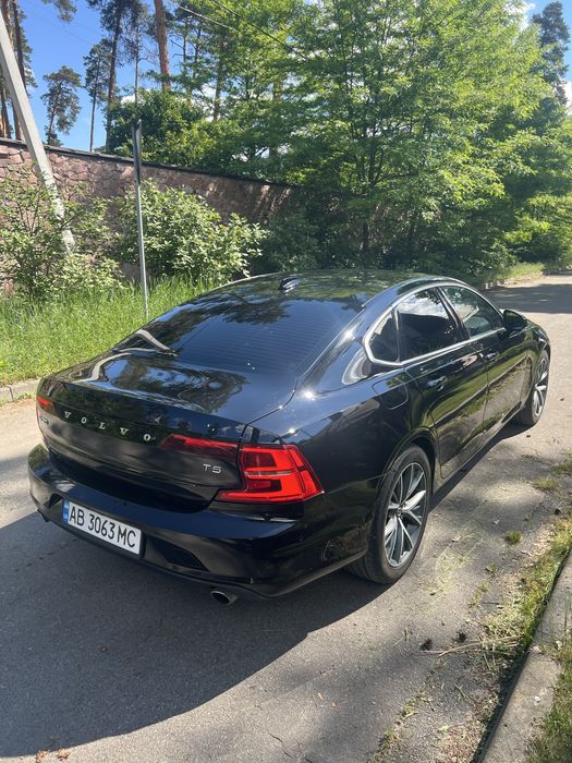 Продам Volvo s90