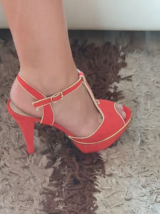 Buty szpilki sandałki kolor ceglany rozmiar 38