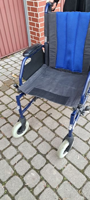 Wózek dla osób niepełnosprawnych