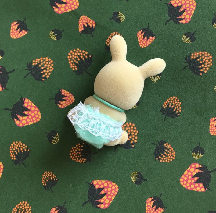 Nowy króliczek Sylvanian Families Epoch Baby Party Series blind bag