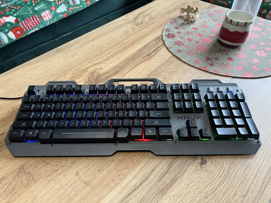 Zestaw komputer PC i5-2300, GT1030, SSD 1TB, monitor, klawiatura, mysz