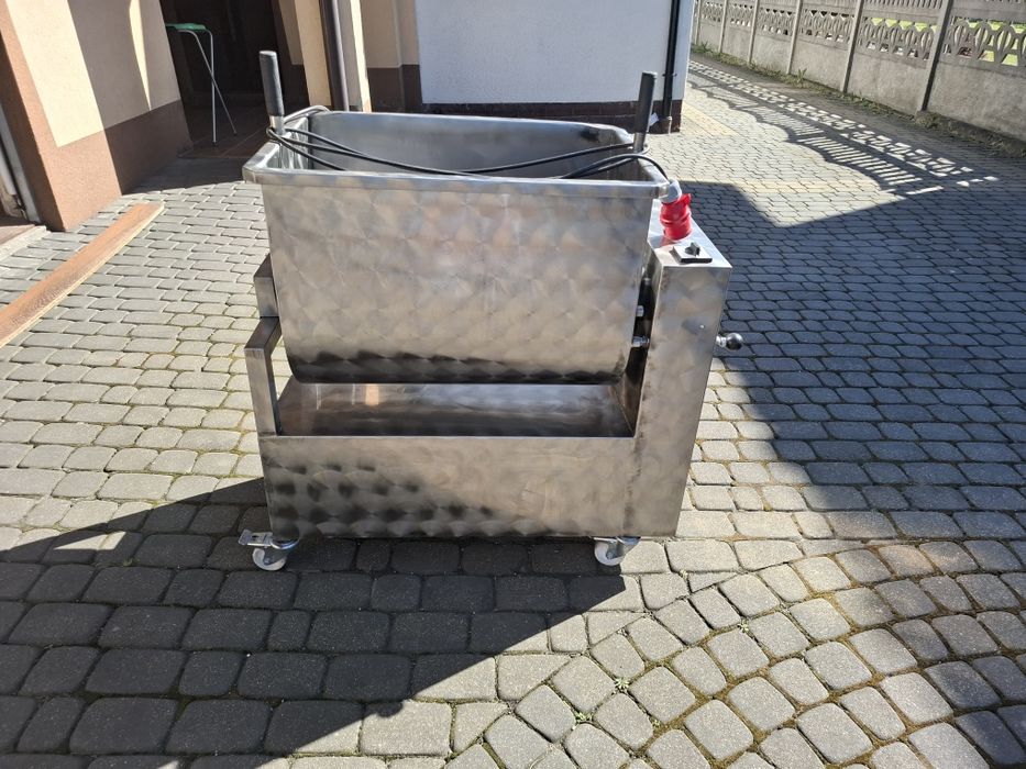 Mieszałka  235L/200 kg do mięsa,  sosów, itp