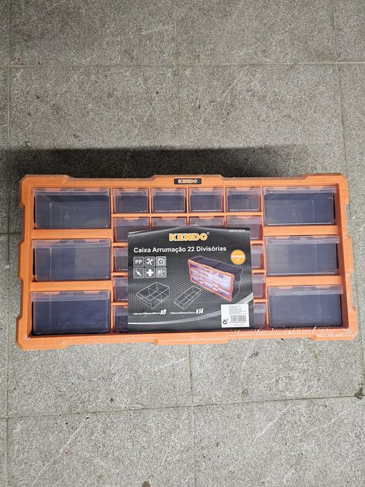 Caixa arrumaçao com 22 divisórias