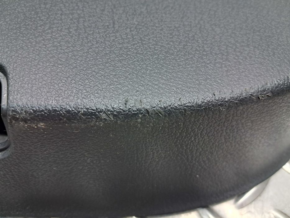 Обшивка двери карта дверная передняя правая VOLKSWAGEN  TIGUAN 09-17