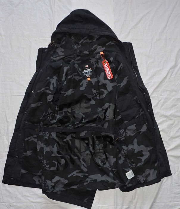 легкаПарка Superdry