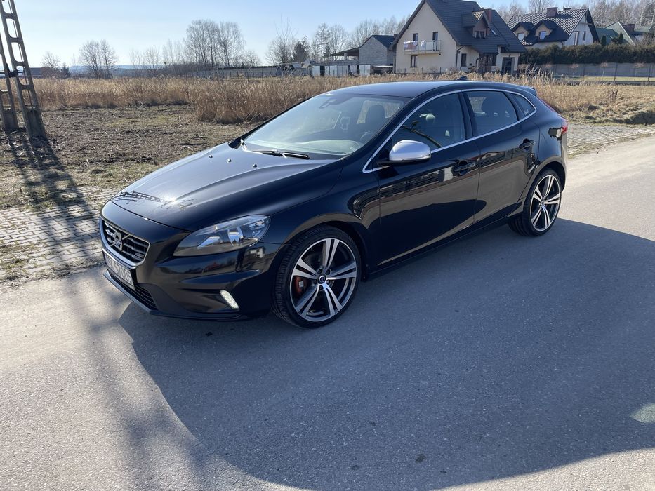 Polerowanie lakieru, regeneracja lamp, pranie wnetrza