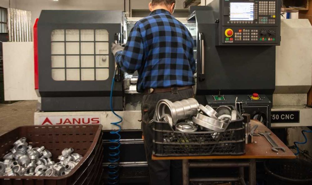 Toczenie, obróbka na tokarce CNC TK400