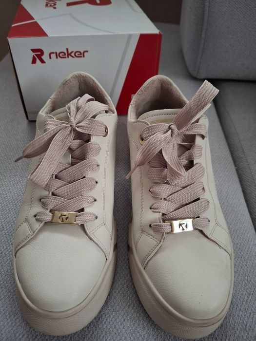 Nowe skórzane snakersy Rieker rozm. 38.