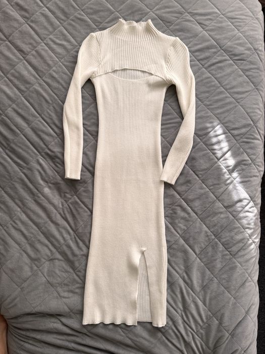 Плаття вʼязане біле