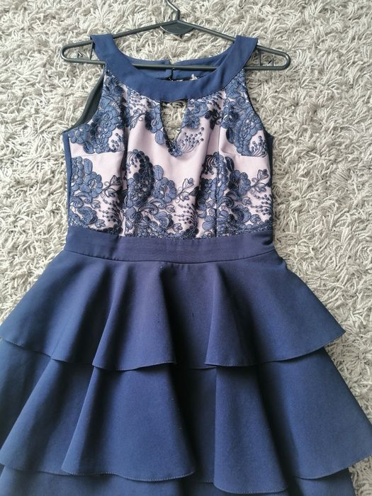 Sukienka rozkloszowana