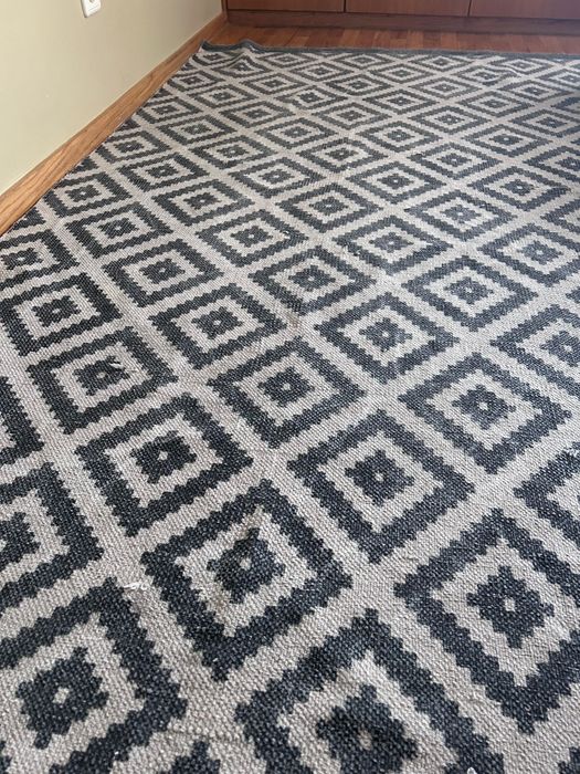 Tapete Preto e Branco 2x3m