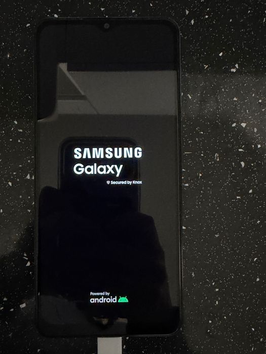 Samsung Galaxy M12 4/64 GB, в ідеальному стані