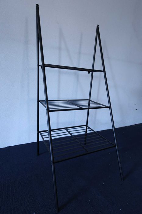 Estante de Metal nova.