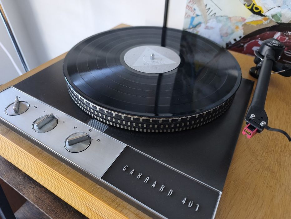 Gira-discos Garrard 401 Braço Tabriz Roksan com célula BENZ MC20E2