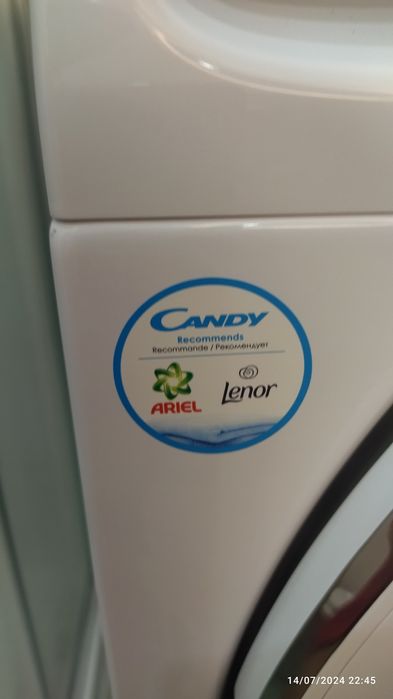 Máquina lavar roupa UM MÊS