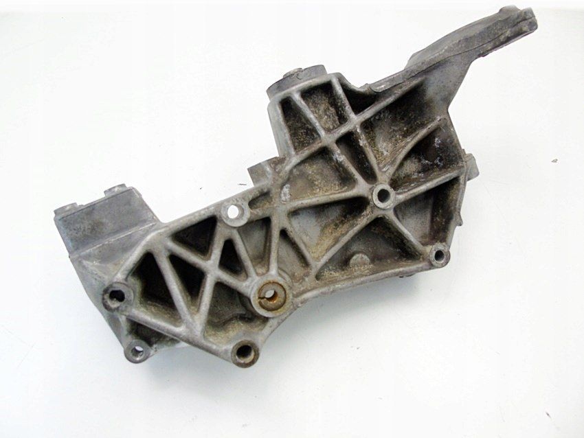 Łapa Wspornik Silnika 1.8 20V Passat B5 Audi A4 B5 A6 C4 058145523B