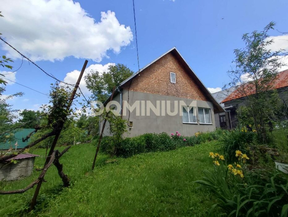 Продається будинок в с. Данилово із присадибною ділянкою