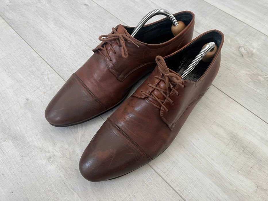 Skórzane buty męskie marki Ryłko.  Rozmiar 40