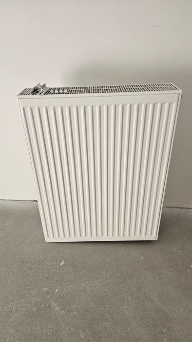 Grzejnik Kermi FTV33 900x700 moc 2117W