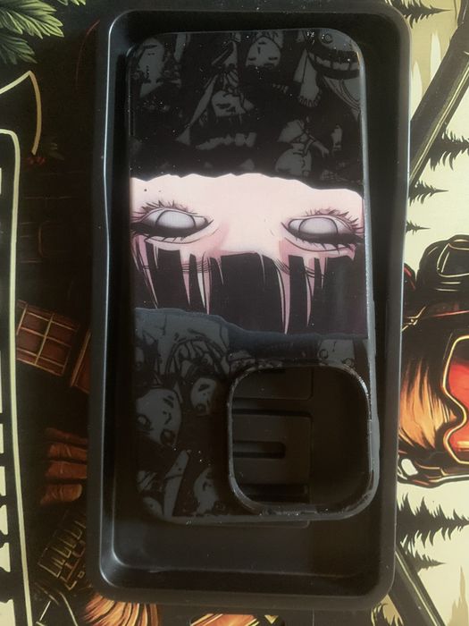 Продам чехлы на iPhone
