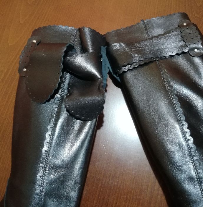 Czarne, skórzane, wysokie szpilki, rozmiar 38.